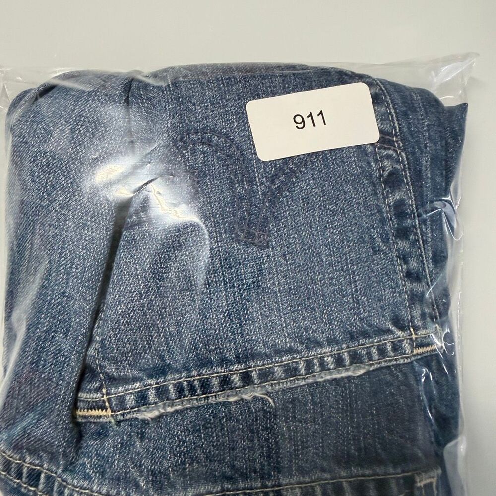 AG Adriano Goldschmied Blue Hattie Crop Raw Hem High-Rise Barrel Jeans Size 28 - Picture 10 of 12